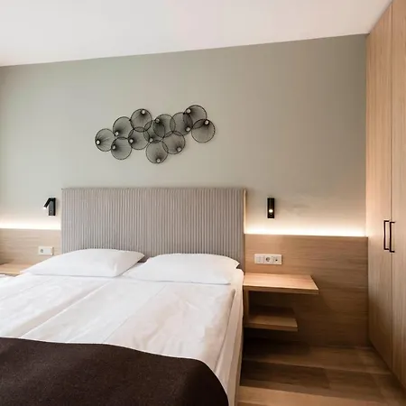 Aparthotel Appartementhaus Hirzer Tirol