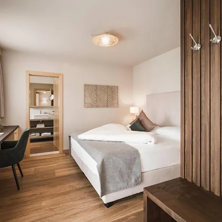 Appartementhaus Hirzer Tirol