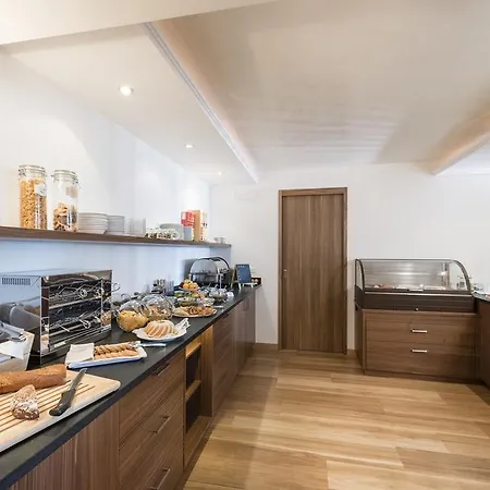 Appartementhaus Hirzer 3* Tirol